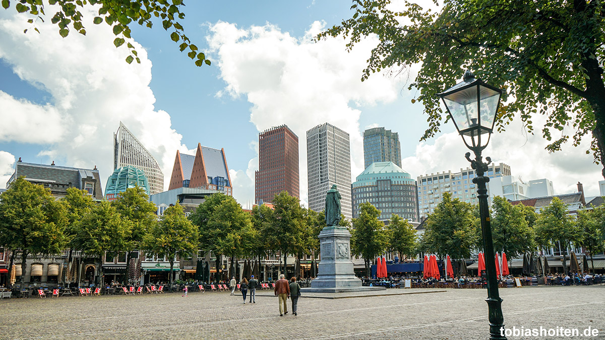 den-haag-tobias-hoiten