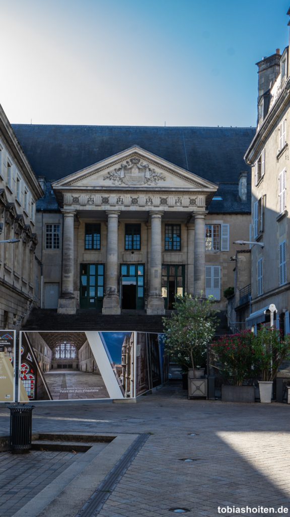 poitiers-sehenswuerdigkeiten-justizpalast-tobias-hoiten