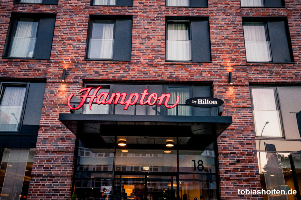 budget-hotel-hamburg-hampton-by-hilton-tobias-hoiten-10
