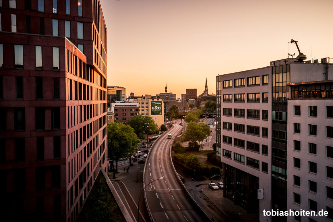 budget-hotel-hamburg-hampton-by-hilton-tobias-hoiten-14